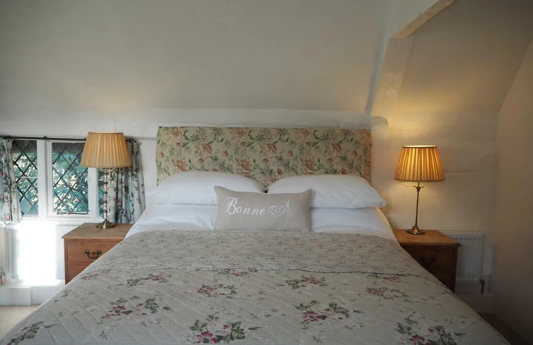 Nightingale Cottage Bed And Breakfast-1